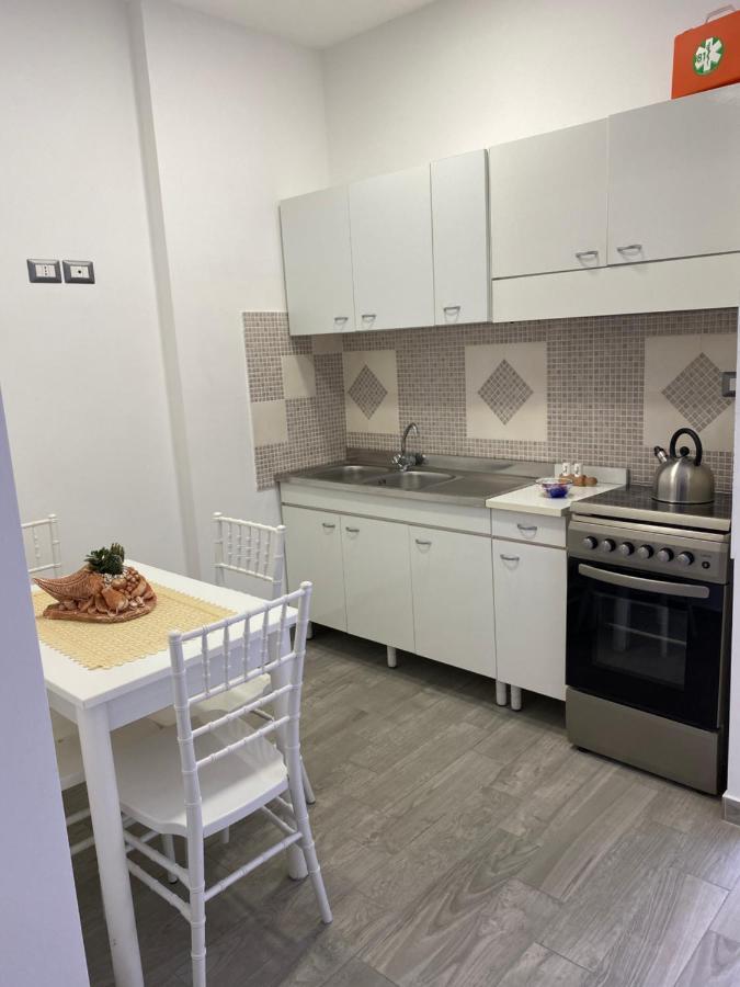 La Casetta Del Borgo อาเจโรลา ภายนอก รูปภาพ