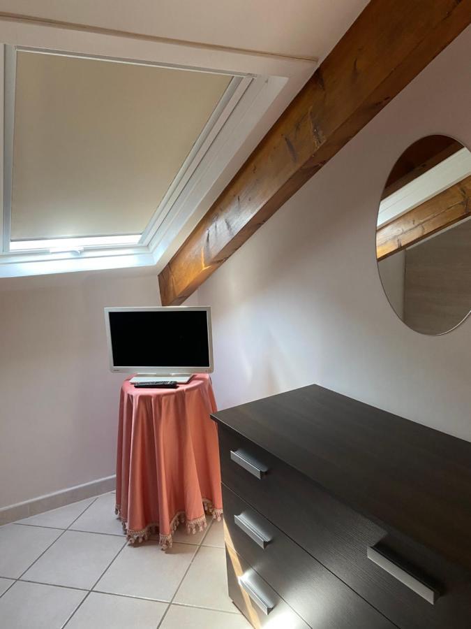 La Casetta Del Borgo อาเจโรลา ภายนอก รูปภาพ
